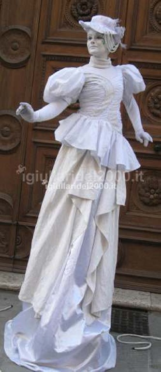 Statua Vivente Dama Bianca